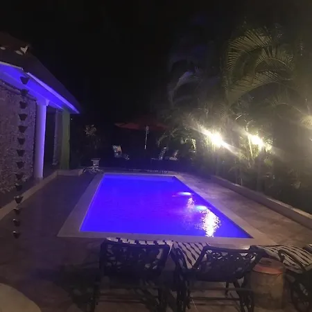 Very Friendly House With Privat Pool